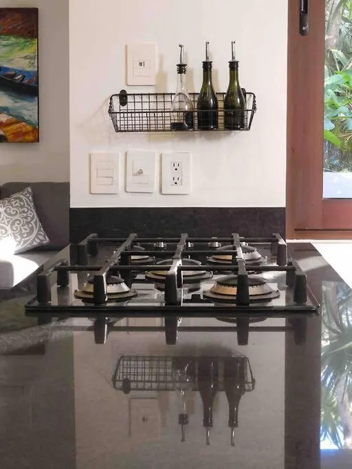 Aku-Chic Newly Furbished Condo Jungle Pool Xetna