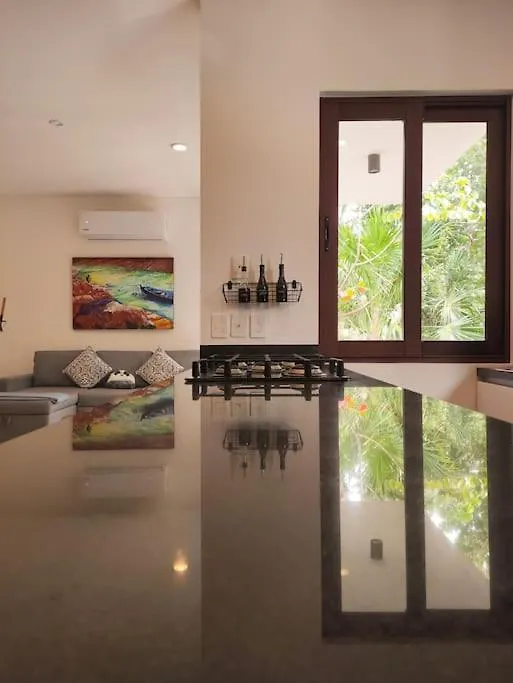 Apartment Aku-Chic Newly Furbished Condo Jungle Pool Xetna